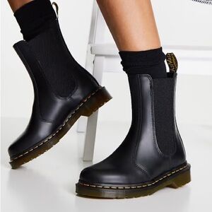Dr. Martens Chelsea Boot